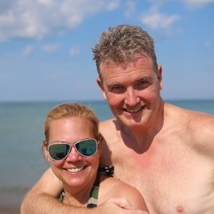 Meet your Posher, Debbie